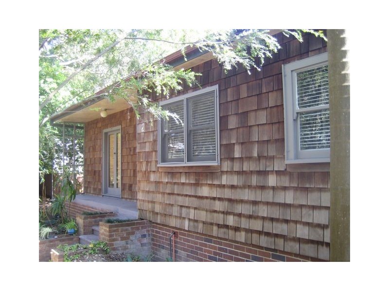 2  MALINYA ROAD, Allambie Heights NSW 2100