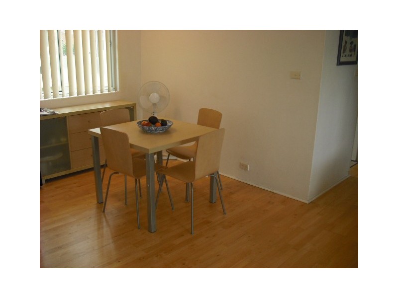 7/52 CARRINGTON PARADE, Curl Curl NSW 2096