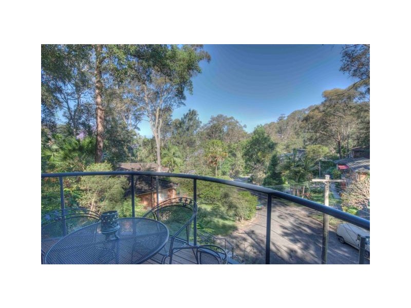 9 VALLEY CLOSE, Bayview NSW 2104