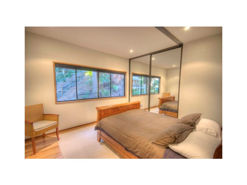 9  VALLEY CLOSE, Bayview NSW 2104