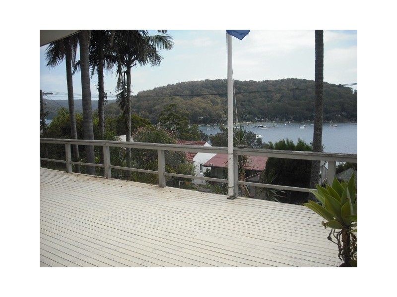 18 EASTVIEW ROAD, Church Point NSW 2105