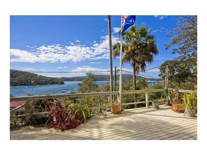 18 EASTVIEW ROAD, Church Point NSW 2105