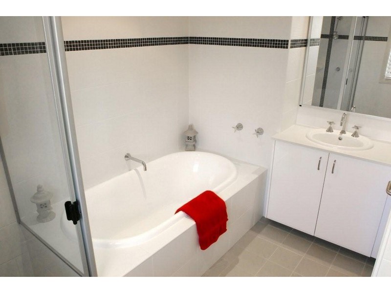 10/3 Possum Way, Warriewood NSW 2102