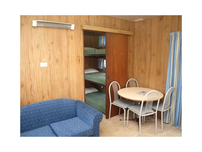 1A KALAROO ROAD, Redhead NSW 2290