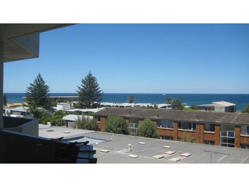 9/48  GOLF AVENUE, Mona Vale NSW 2103