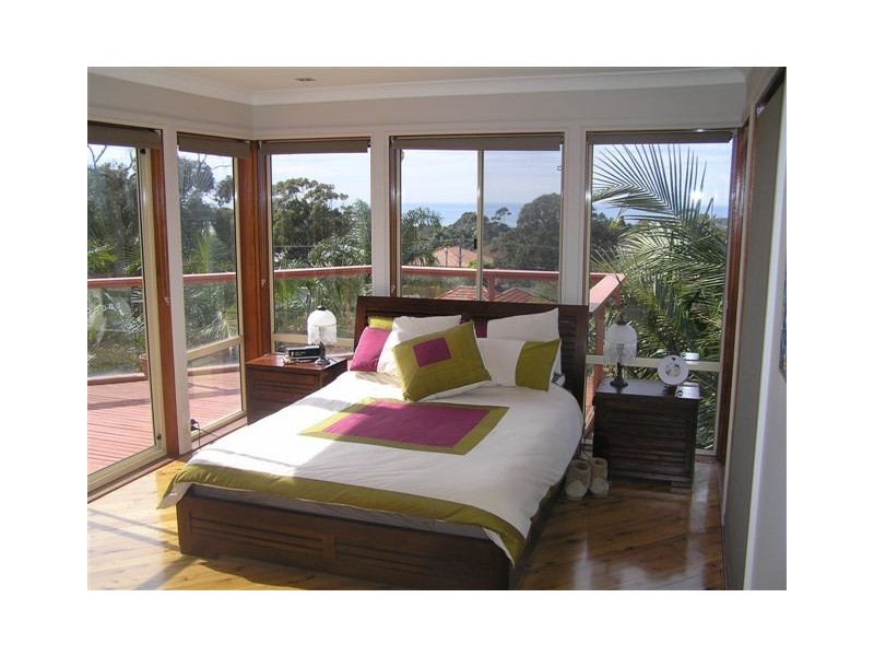 11 EDWARD STREET, Narraweena NSW 2099