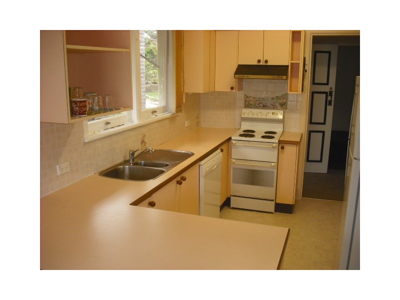 11 MORANDOO ROAD, Elanora Heights NSW 2101