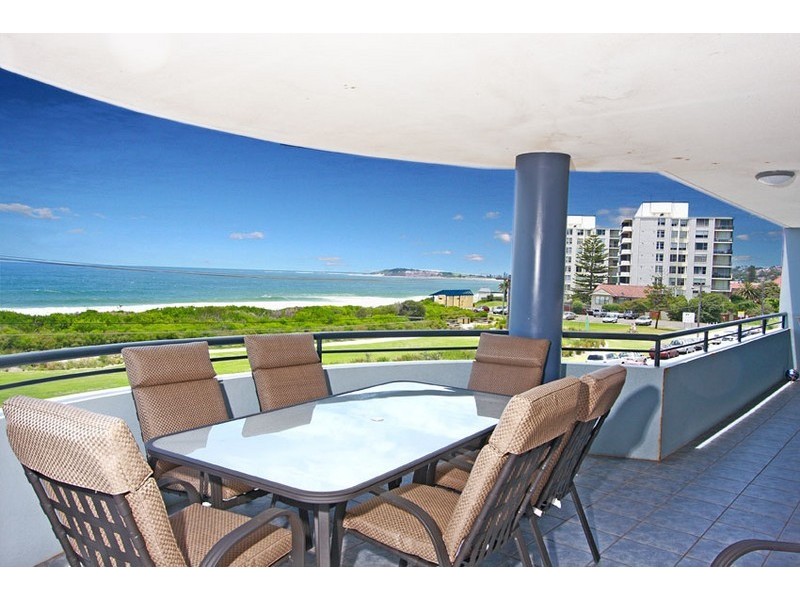 201/18 Ocean Street, Narrabeen NSW 2101