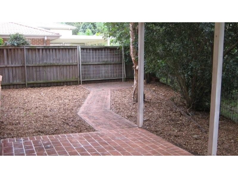 2  VALLEY PLACE, Warriewood NSW 2102