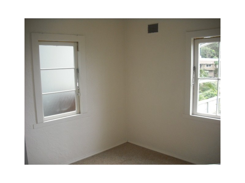 2 SYBIL STREET, Newport NSW 2106