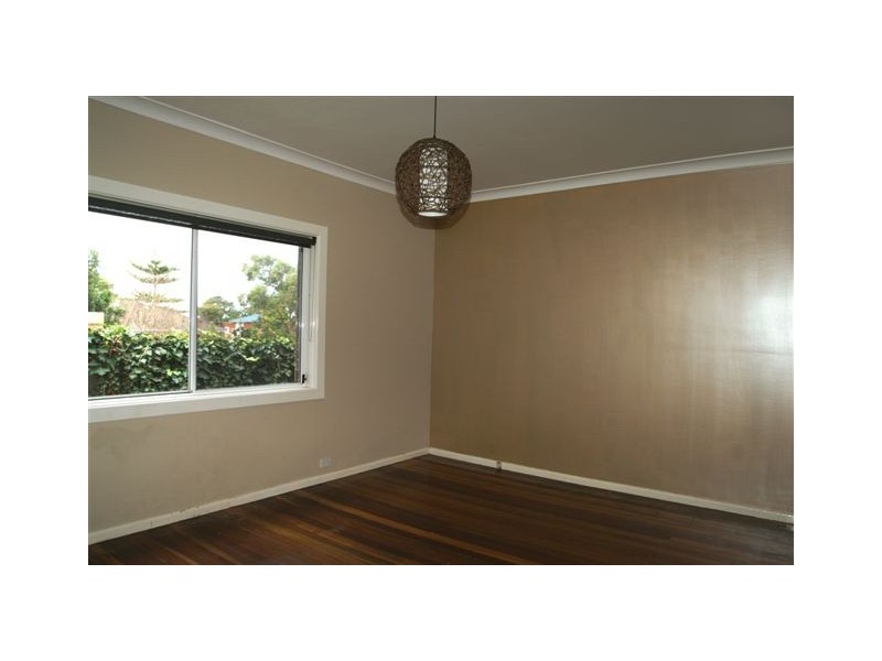 17 ALLAMBIE ROAD, Allambie Heights NSW 2100