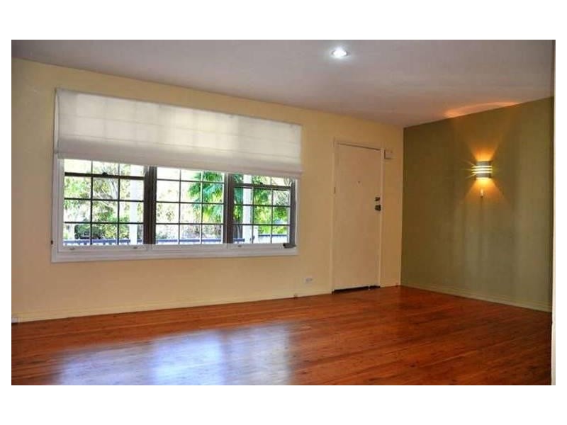 4 ALAMEDA WAY, Warriewood NSW 2102