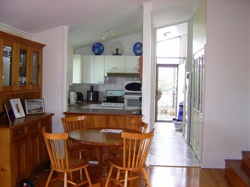 10 ARNHEM ROAD, Allambie Heights NSW 2100