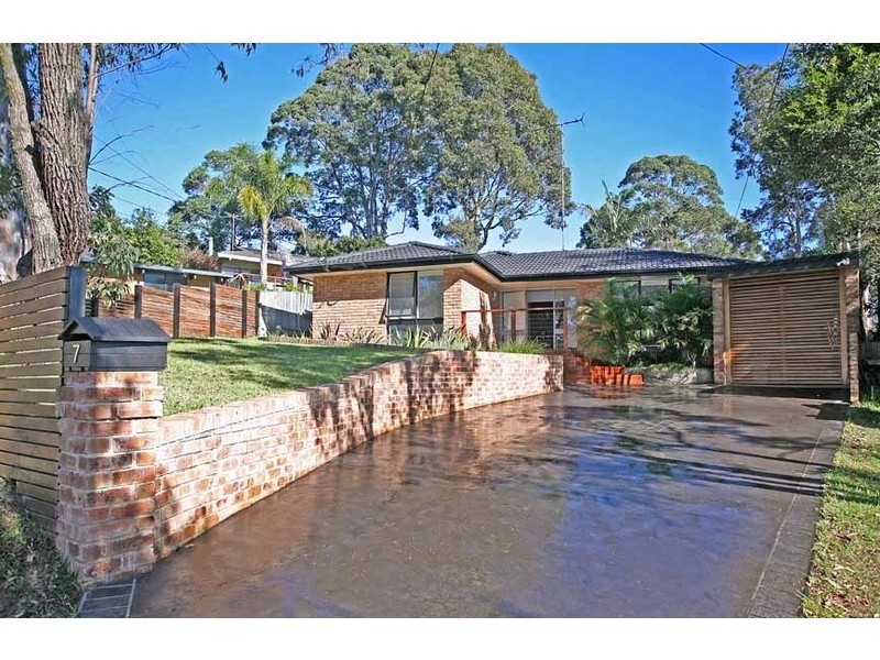 7 ZIERIA PLACE, Belrose NSW 2085