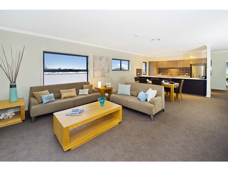 8/21 ANGOPHORA CIRCUIT, Warriewood NSW 2102