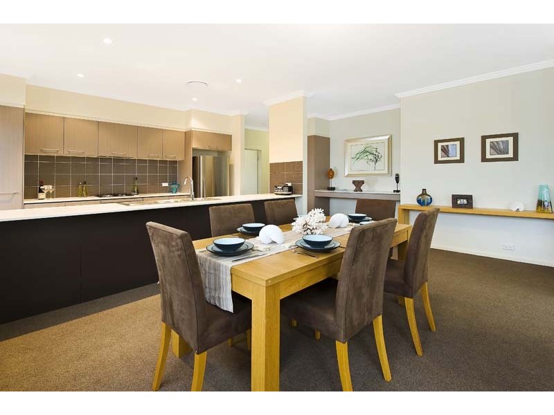 8/21 ANGOPHORA CIRCUIT, Warriewood NSW 2102