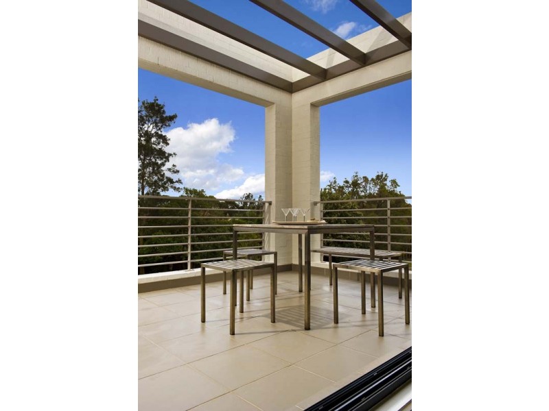 8/21 ANGOPHORA CIRCUIT, Warriewood NSW 2102