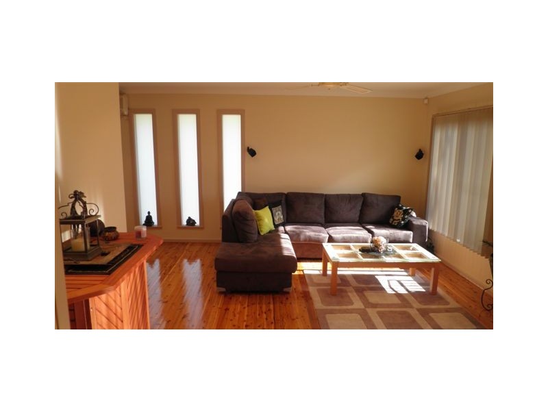 1 DERNA CRESCENT, Allambie Heights NSW 2100