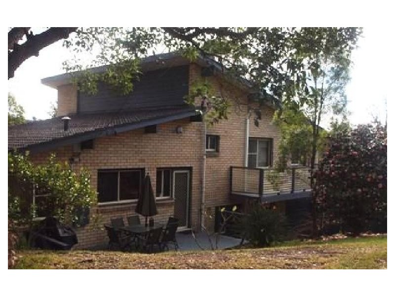 1 DERNA CRESCENT, Allambie Heights NSW 2100