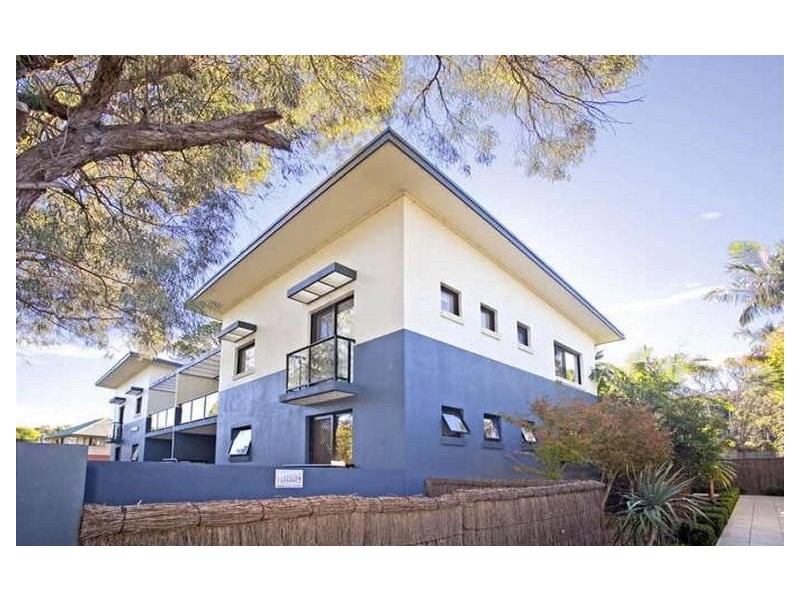 10/74-78 OLD PITTWATER ROAD, Brookvale NSW 2100