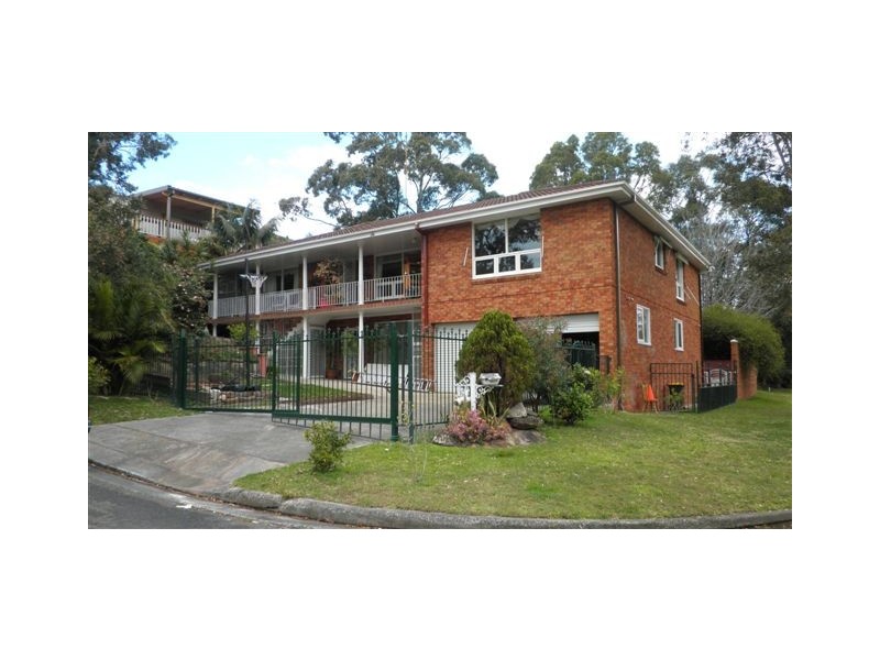 10 YALLAROI ROAD, Narraweena NSW 2099