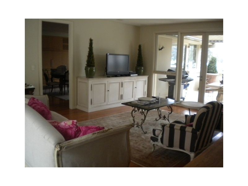 2137 PITTWATER ROAD, Bayview NSW 2104