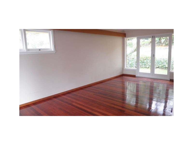 33 TAIYUL ROAD, North Narrabeen NSW 2101