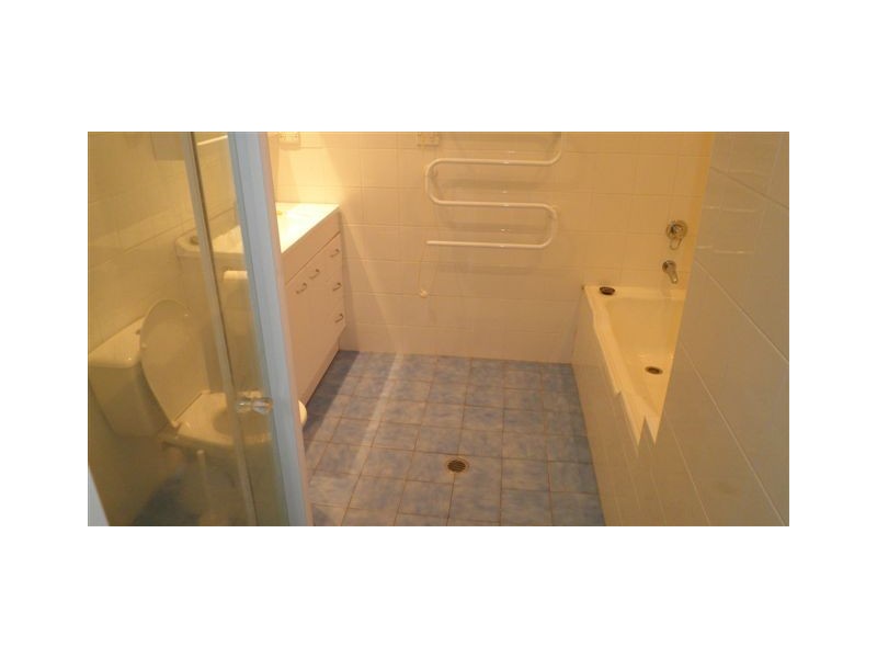 33 TAIYUL ROAD, North Narrabeen NSW 2101