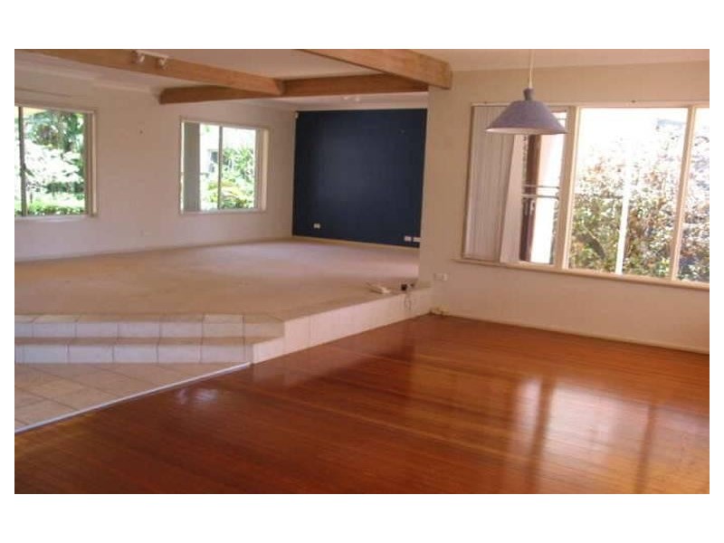 19 WIMBLEDON AVE, Narrabeen NSW 2101