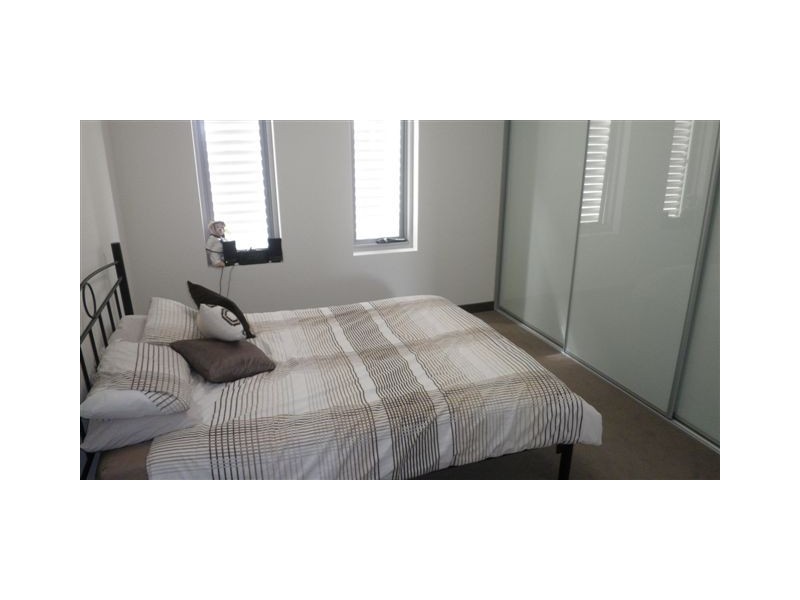 7/16  OCEAN STREET, Narrabeen NSW 2101