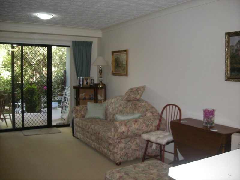 4/74-76 OLD PITTWATER ROAD, Brookvale NSW 2100