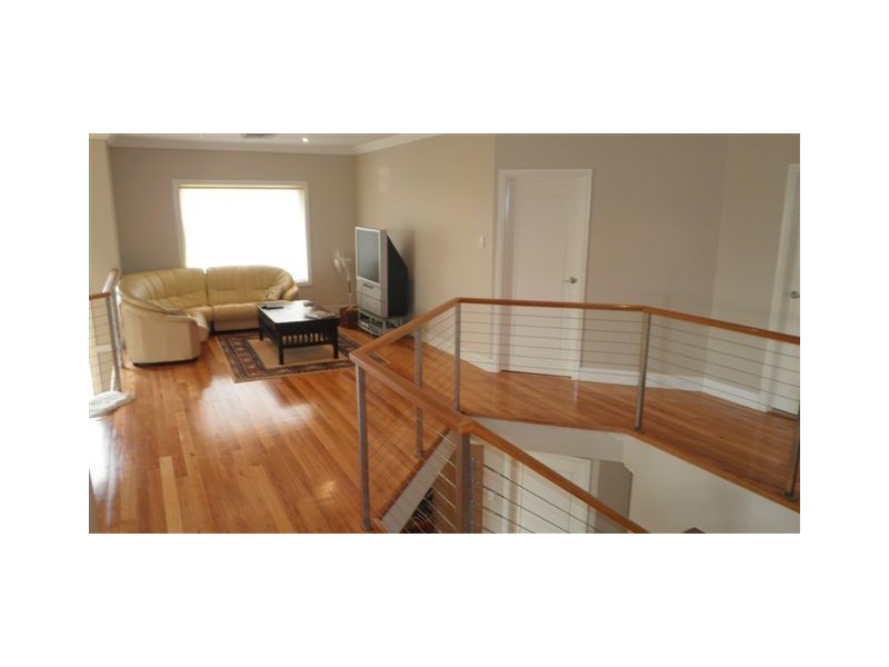 12 PARAMOUNT CLOSE, Belrose NSW 2085