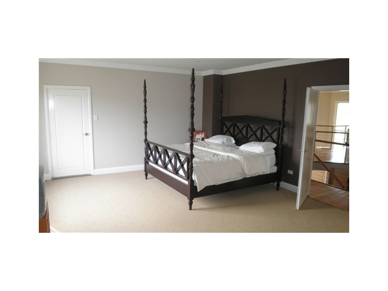 12 PARAMOUNT CLOSE, Belrose NSW 2085