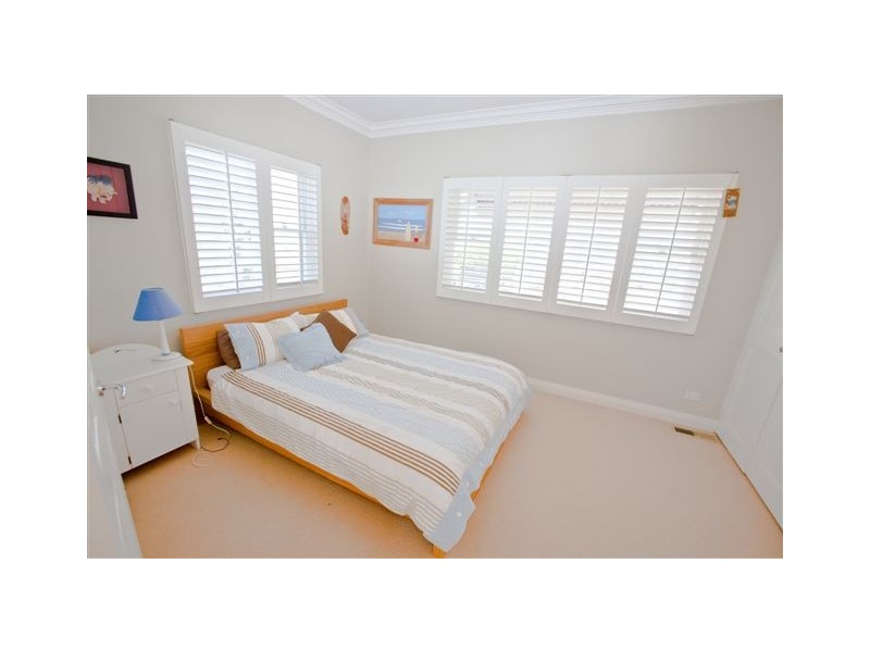 4 BRUCE STREET, Mona Vale NSW 2103