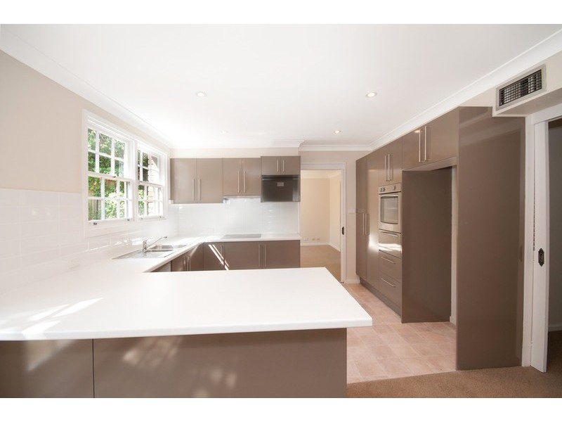 2 BORU PLACE, Killarney Heights NSW 2087