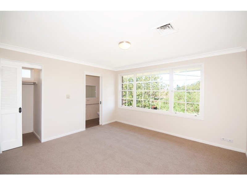 2 BORU PLACE, Killarney Heights NSW 2087