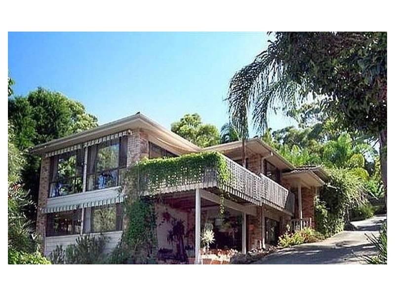 UPPER 90 TAIYUL ROAD, Narrabeen NSW 2101