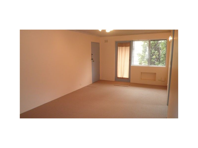 12 FAIRWAY CLOSE, Manly Vale NSW 2093