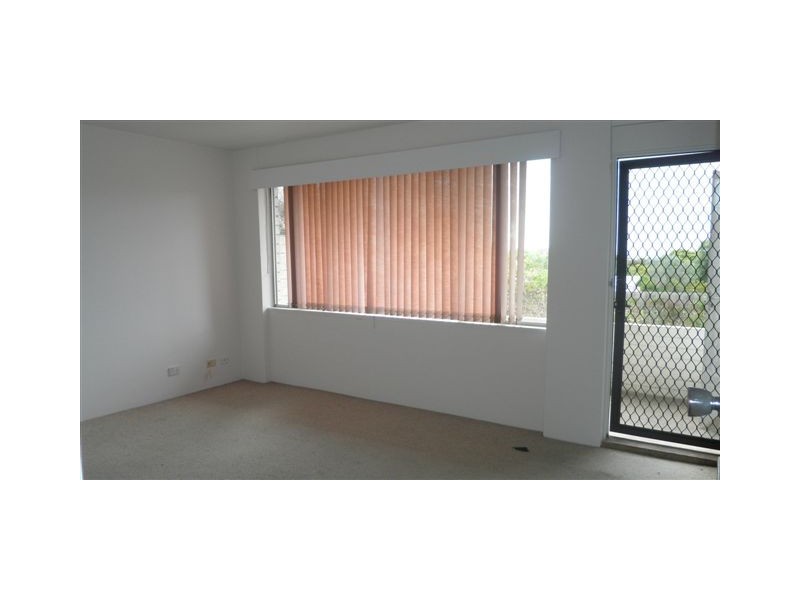 4/53  REDMAN ROAD, Dee Why NSW 2099