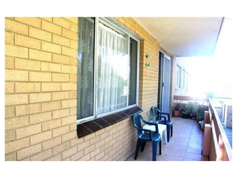 84  WYADRA AVENUE, Freshwater NSW 2096