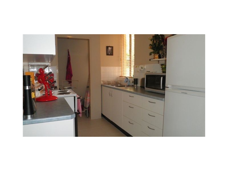 8/32 WAIINE STREET, Freshwater NSW 2096