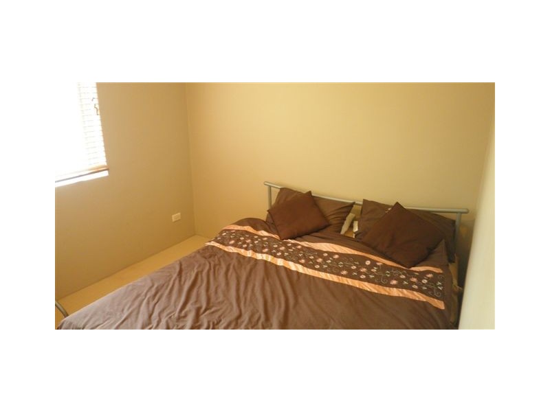 8/32 WAIINE STREET, Freshwater NSW 2096