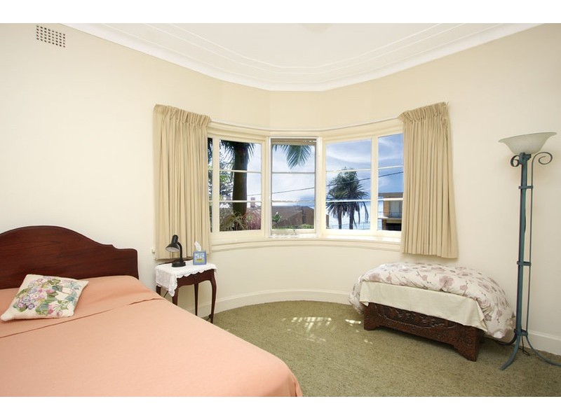 8  Seaview Parade, Collaroy NSW 2097