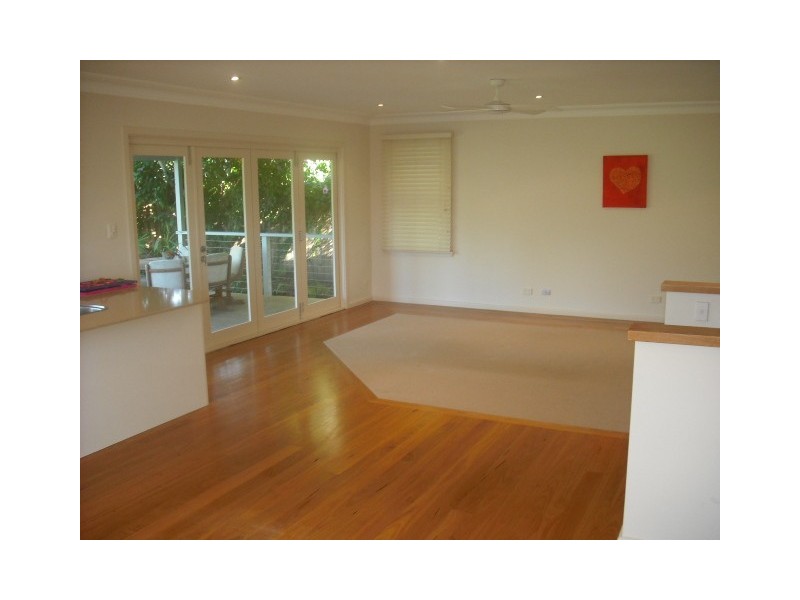 11 ASHTON AVENUE, Forestville NSW 2087