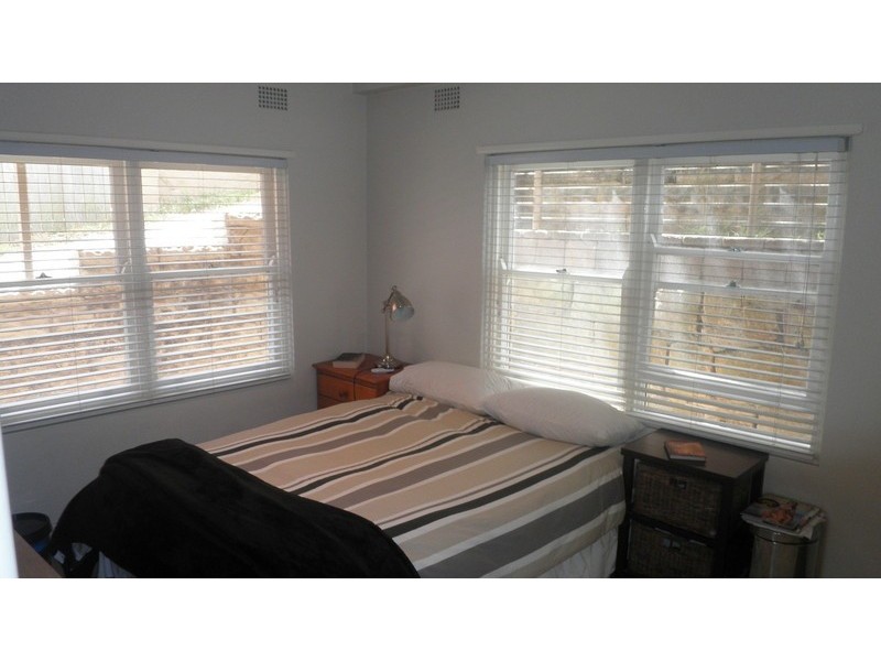 24b LAGOON STREET, Narrabeen NSW 2101