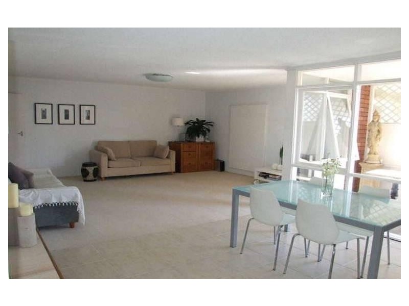 11/51 HOWARD AVENUE, Dee Why NSW 2099