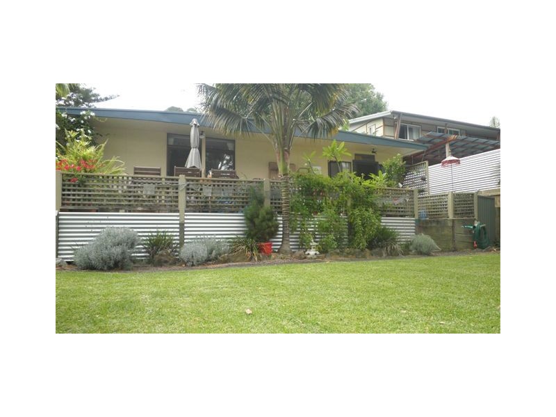 62a GONDOLA ROAD, North Narrabeen NSW 2101