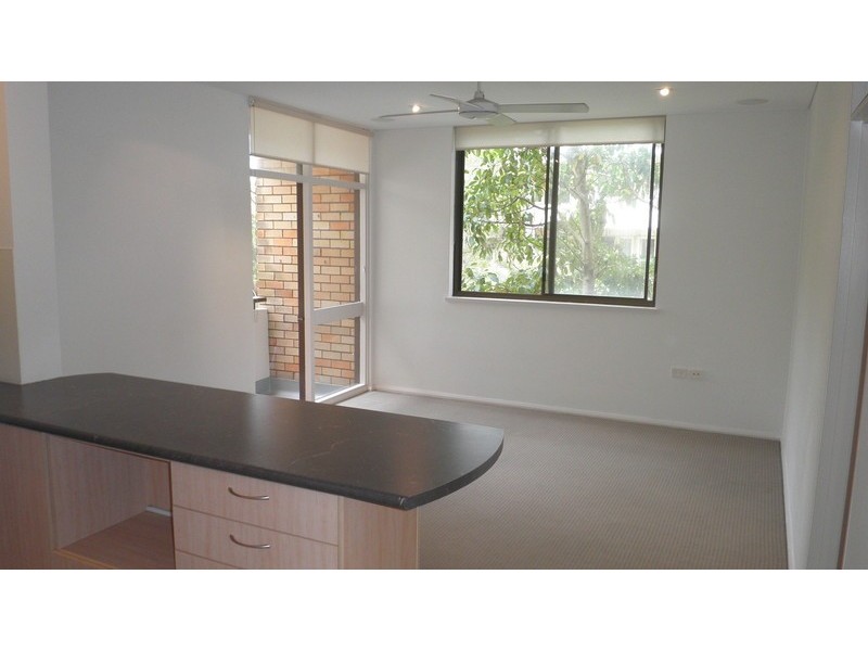 8/46-48 FOAMCREST AVENUE, Newport NSW 2106
