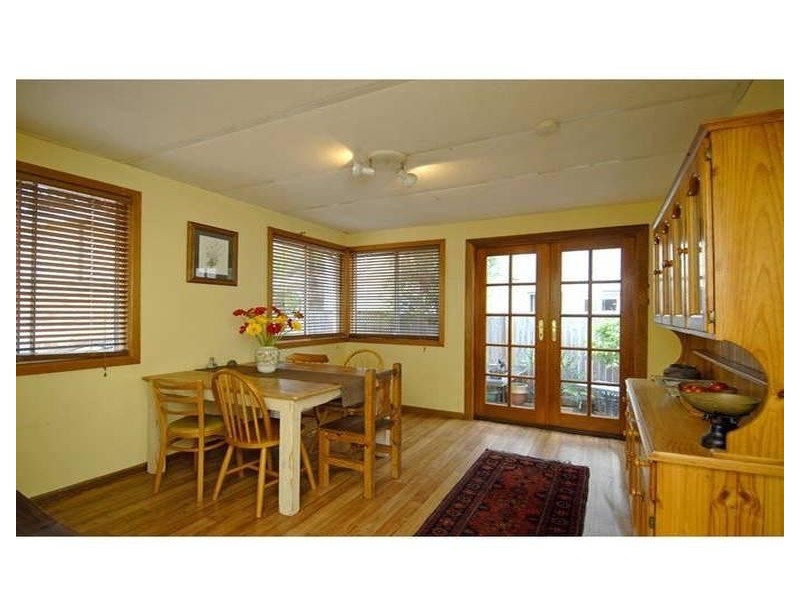 805 PITTWATER ROAD, Dee Why NSW 2099