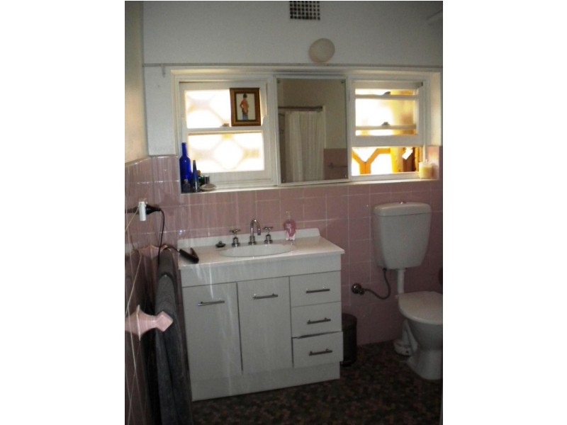 2/115 Ocean Street, Narrabeen NSW 2101